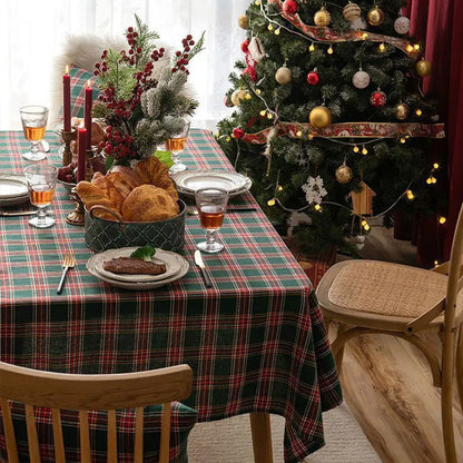 Festive Check – Christmas Themed Tablecloth for Joyous Gatherings